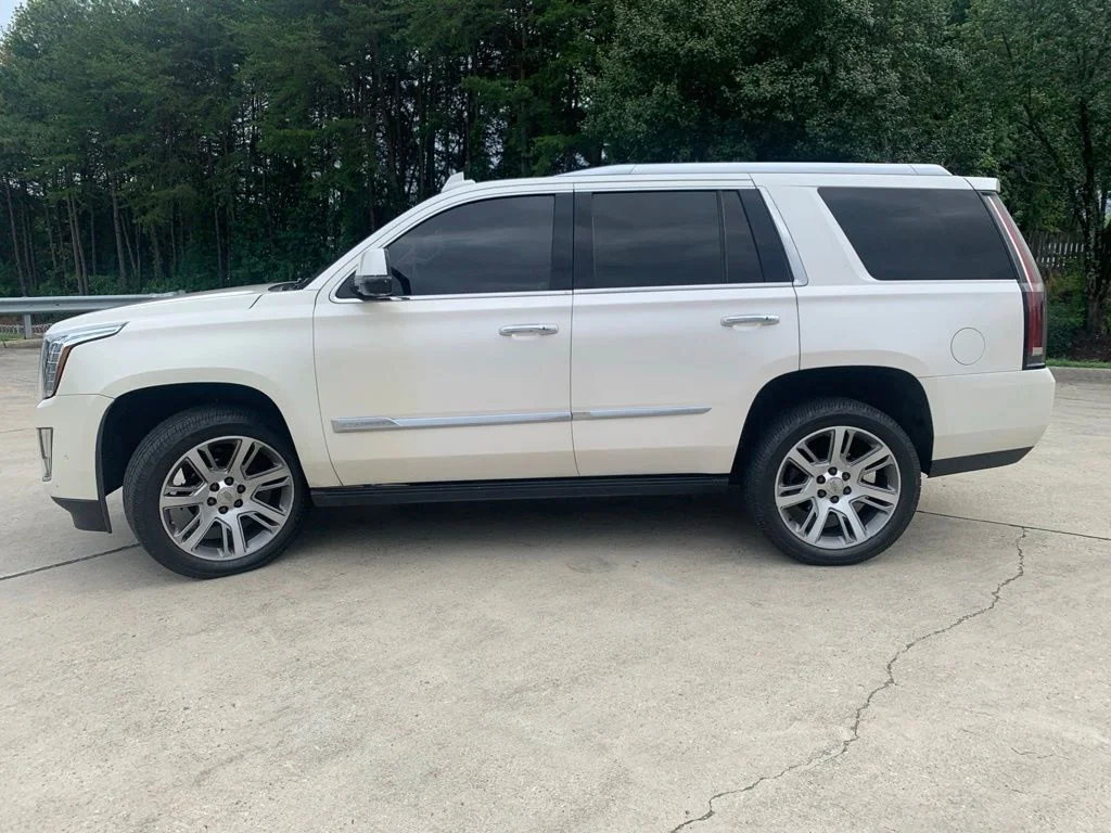 Used 2015 White Cadillac Premium image 15