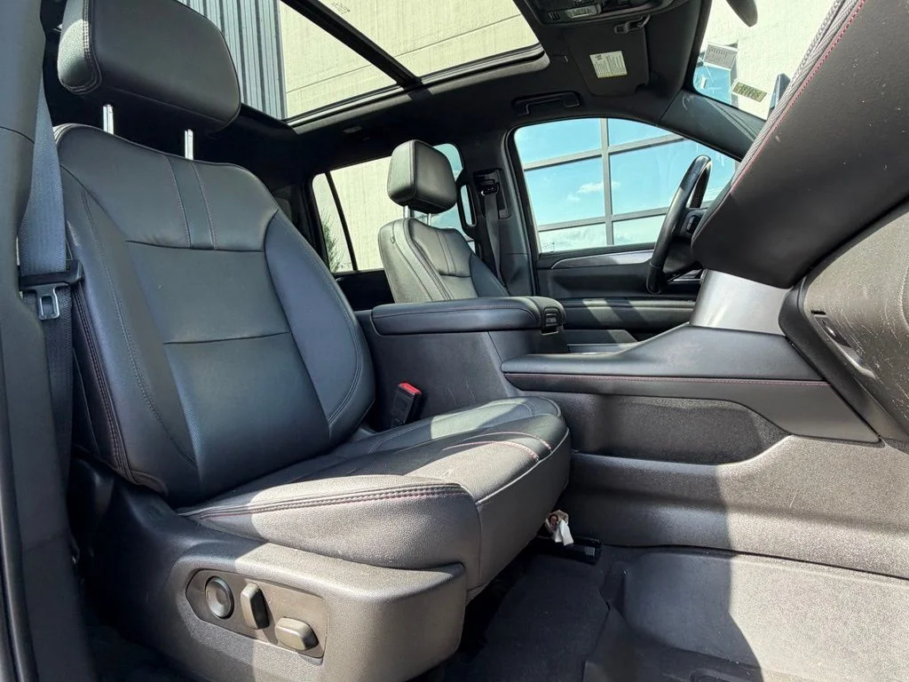 Used 2022 Black Chevrolet RST image 13