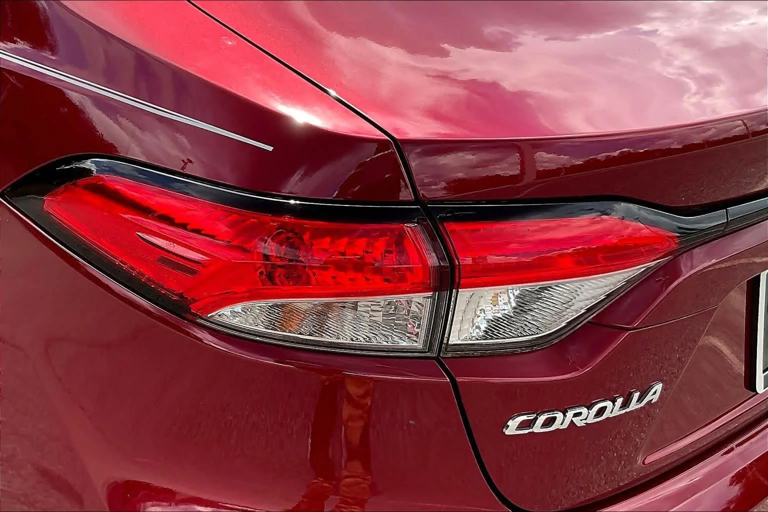 Used 2023 Ruby Flare Pearl Toyota LE image 28