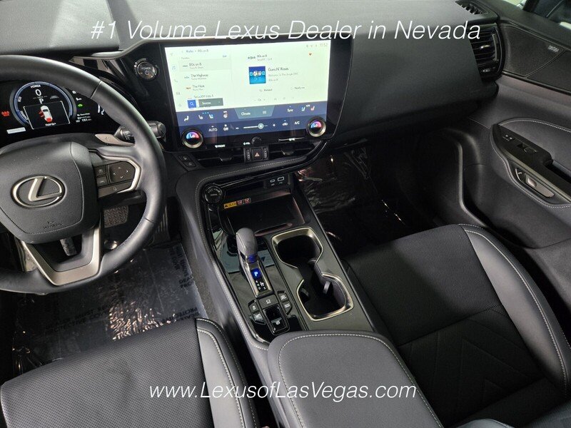 2026 Lexus NX 450h+ Luxury - Photo 14