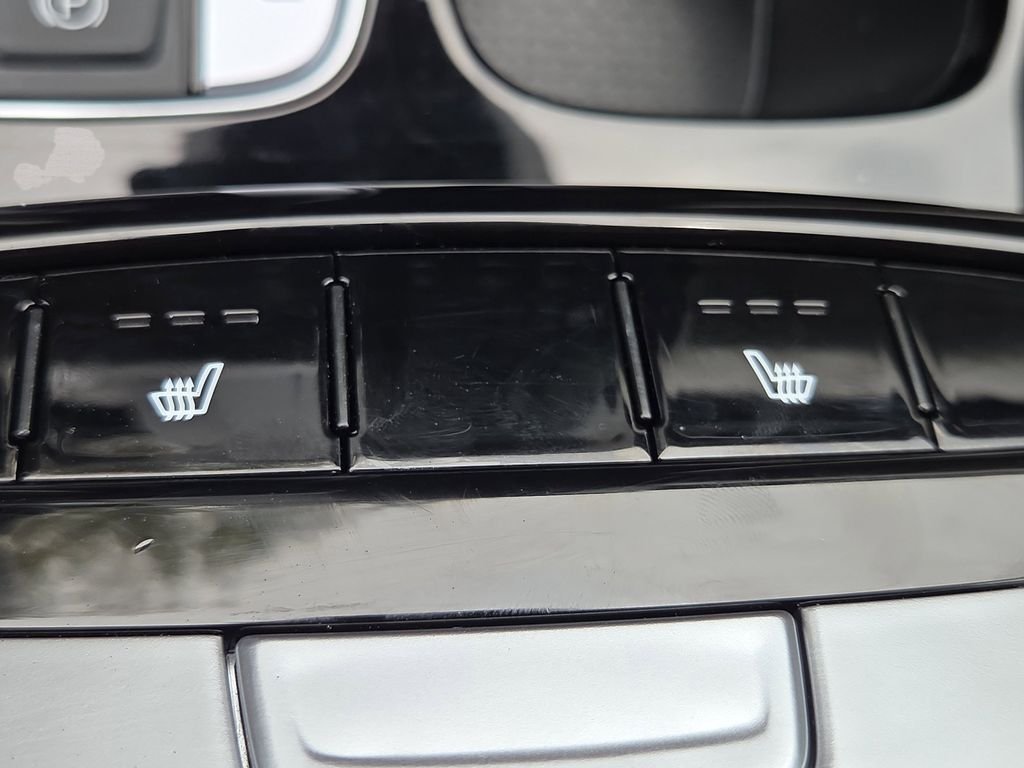 Used 2024 Gray Hyundai SEL image 11