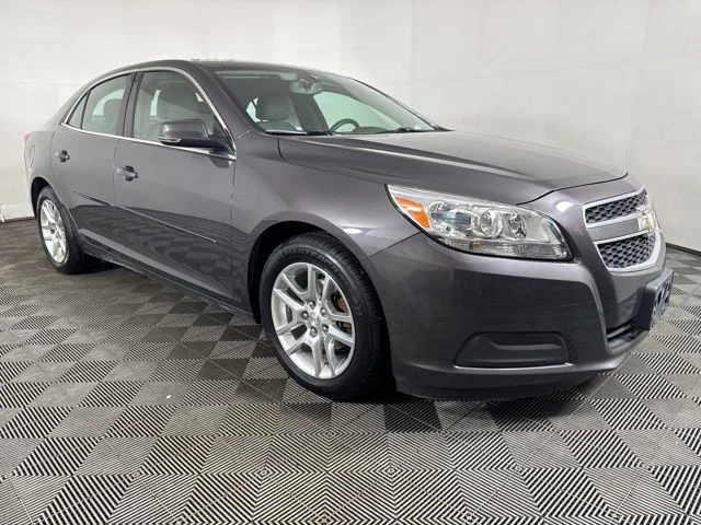 2013 Chevrolet Malibu 1LT's photo