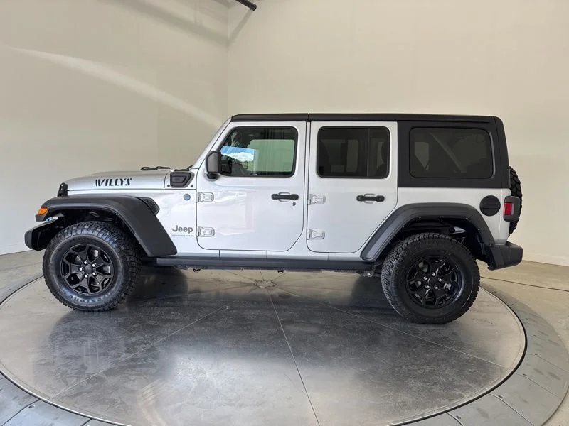 Used 2023 Silver Jeep Base 4xe image 4