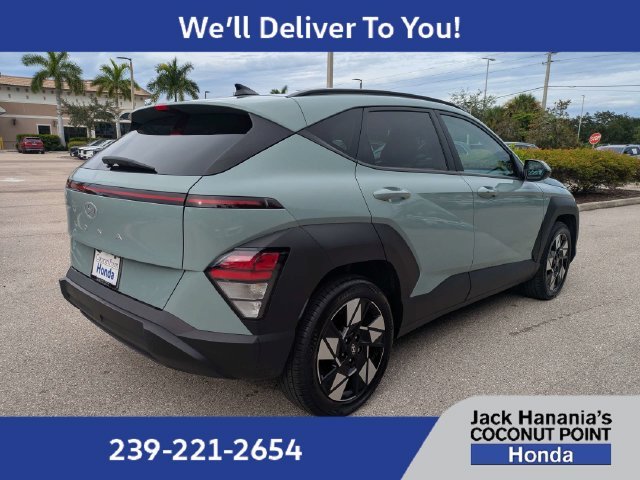 Used 2024 Green Hyundai SEL image 4