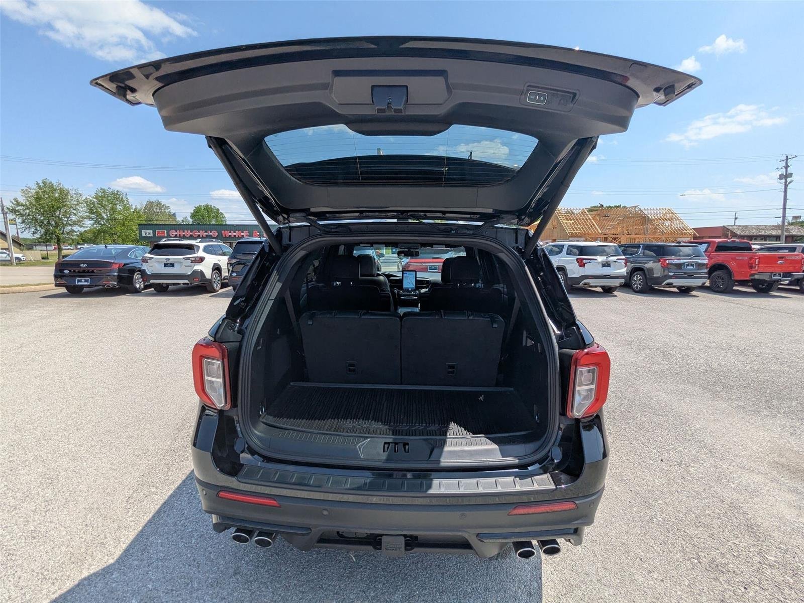 Used 2024 Agate Black Metallic Ford ST image 28