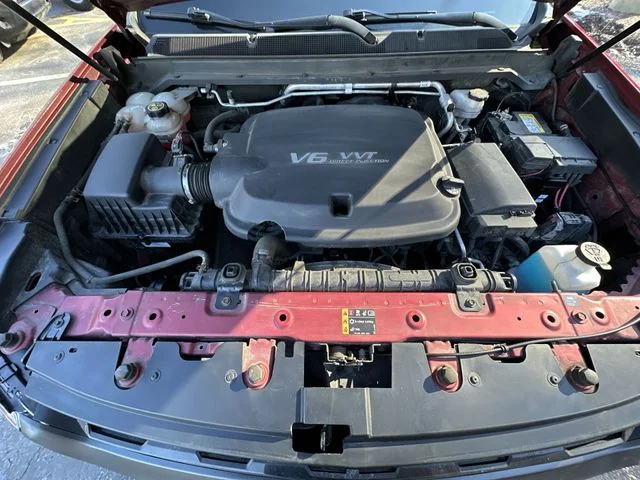 Used 2019 Red Chevrolet Z71 image 19