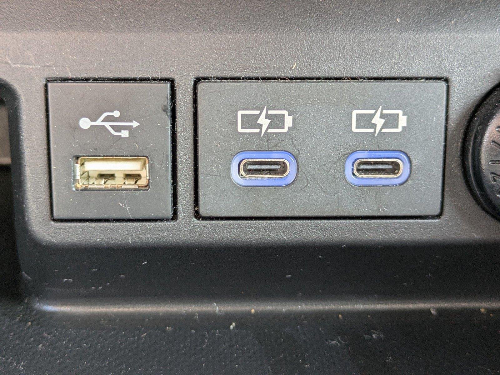 Used 2022 Midnight Black Metallic Toyota Hybrid XLE image 22
