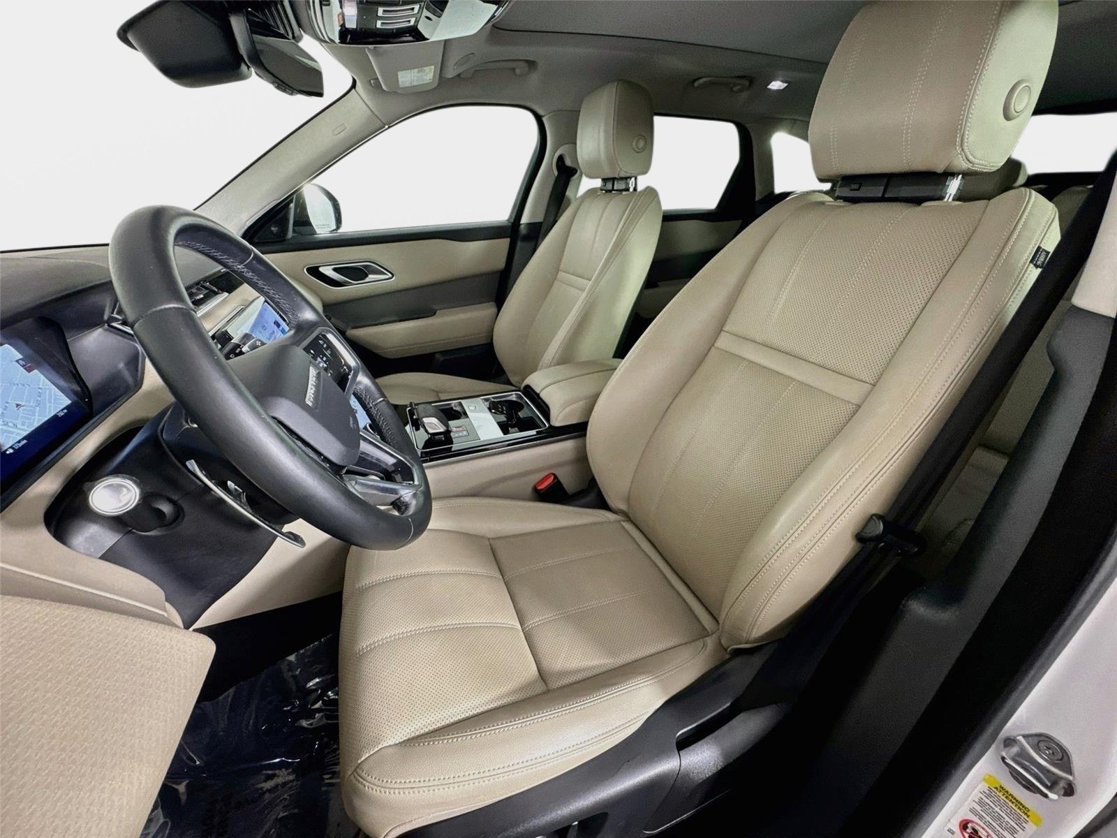 Used 2021 Fuji White Land Rover S image 11