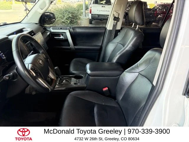 Used 2016 White Toyota SR5 image 19