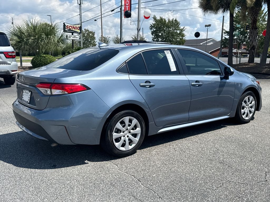 Used 2022 Gray Toyota LE image 3