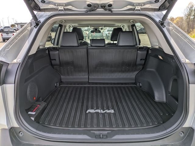 2024 Toyota RAV4 XLE Premium - Photo 31