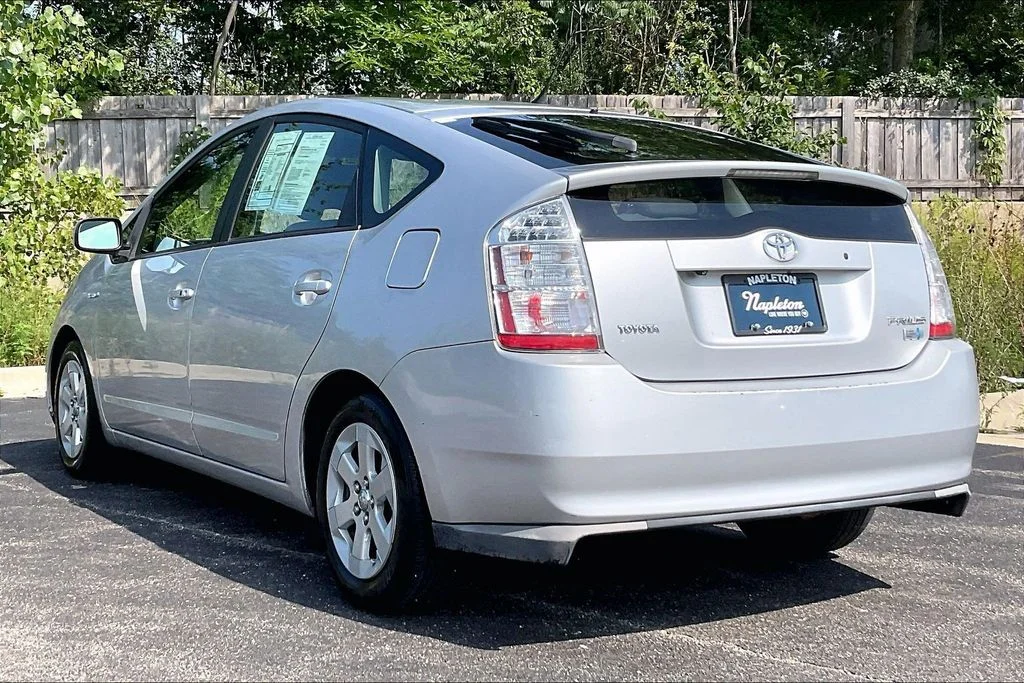 Used 2008 Silver Toyota Base image 10