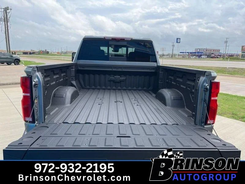 New 2026 Sterling Gray Metallic Chevrolet High Country image 18