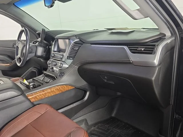 Used 2019 BLACK Chevrolet Premier image 23
