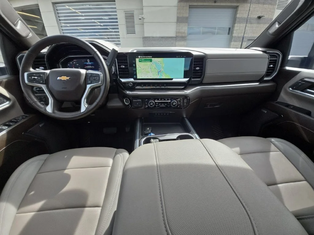Used 2024 Summit White Chevrolet LTZ DRW image 27