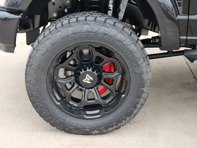 New 2026 Agate Black Metallic Ford F-250® Lariat® image 30