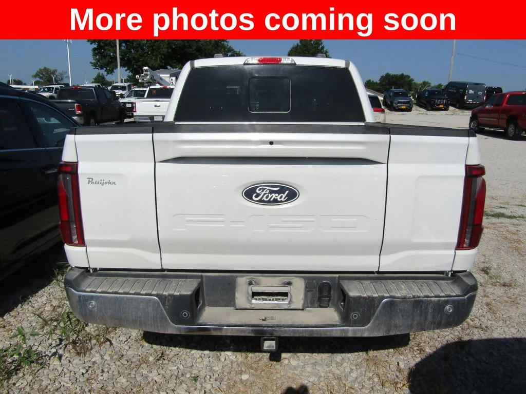 Used 2025 White Ford Lariat image 4