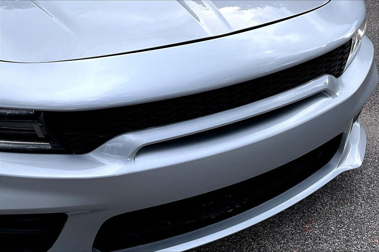 Used 2020 Silver Dodge SXT image 33