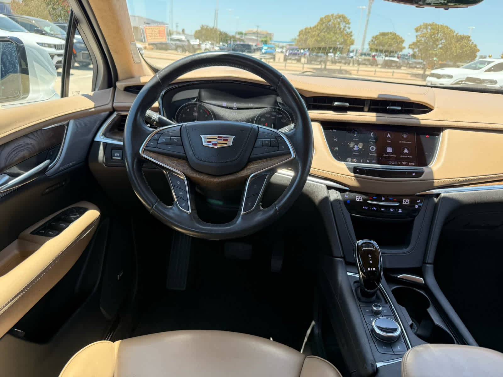 Used 2023 Crystal White Tricoat Cadillac FWD Premium Luxury image 3