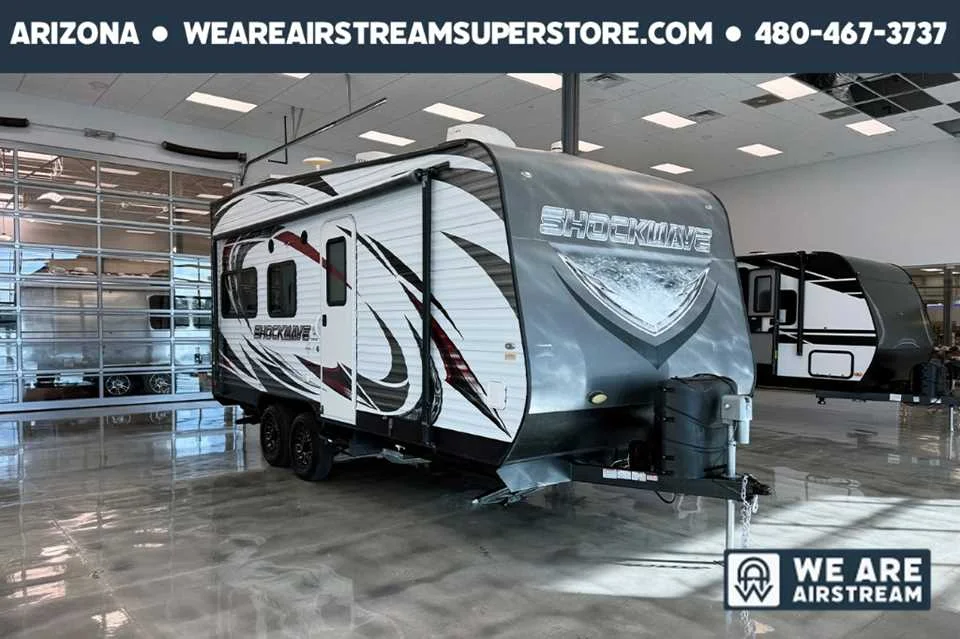 Used 2015  FOREST RIVER  image 1
