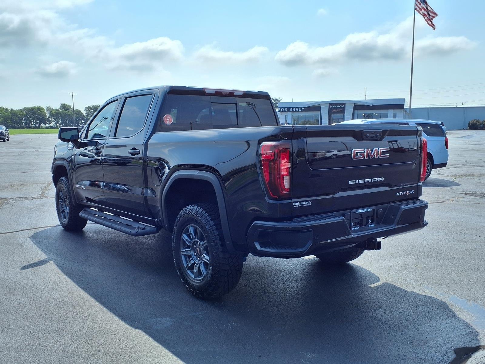 2026 GMC Sierra 1500 AT4X - Photo 16