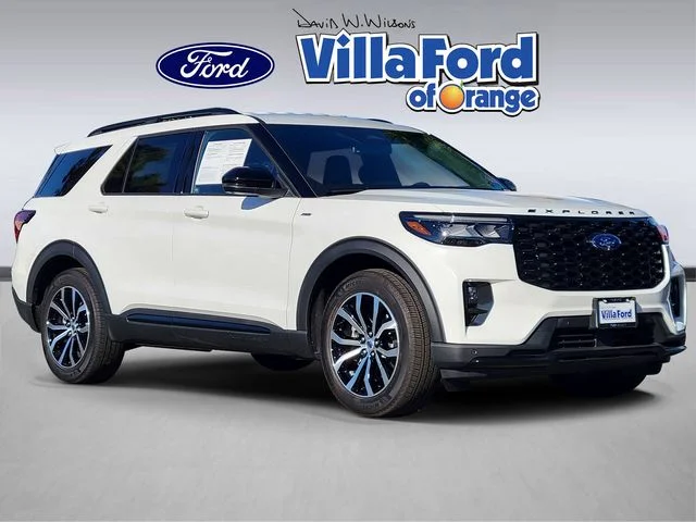 2025 Ford Explorer ST-LINE RWD (PL535)'s photo
