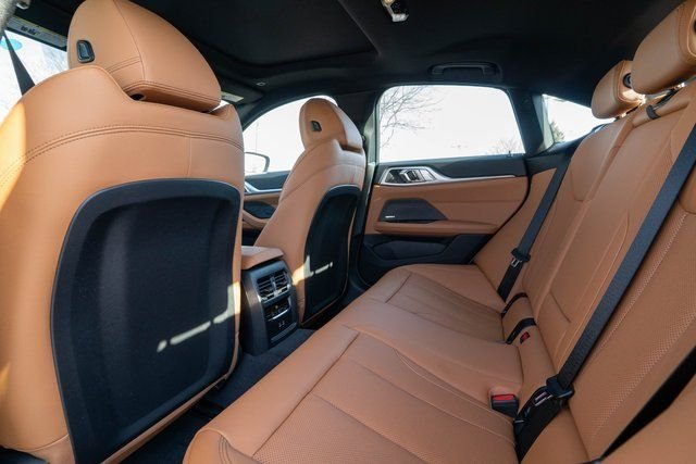 Certified Used 2025 Skyscraper Grey Metallic BMW xDrive40 image 29