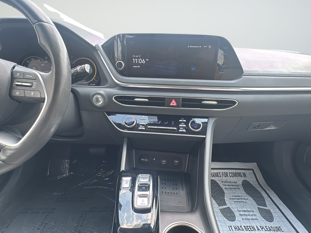 Used 2023 Black Hyundai Limited image 20