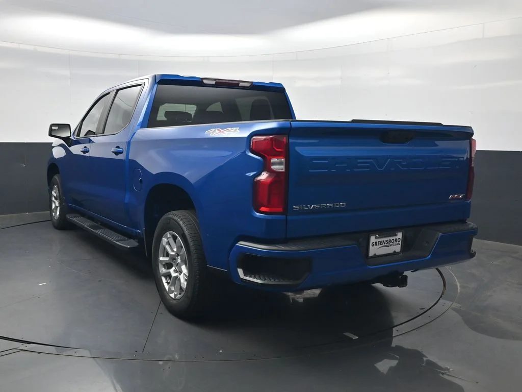 Used 2022 Blue Chevrolet RST image 7