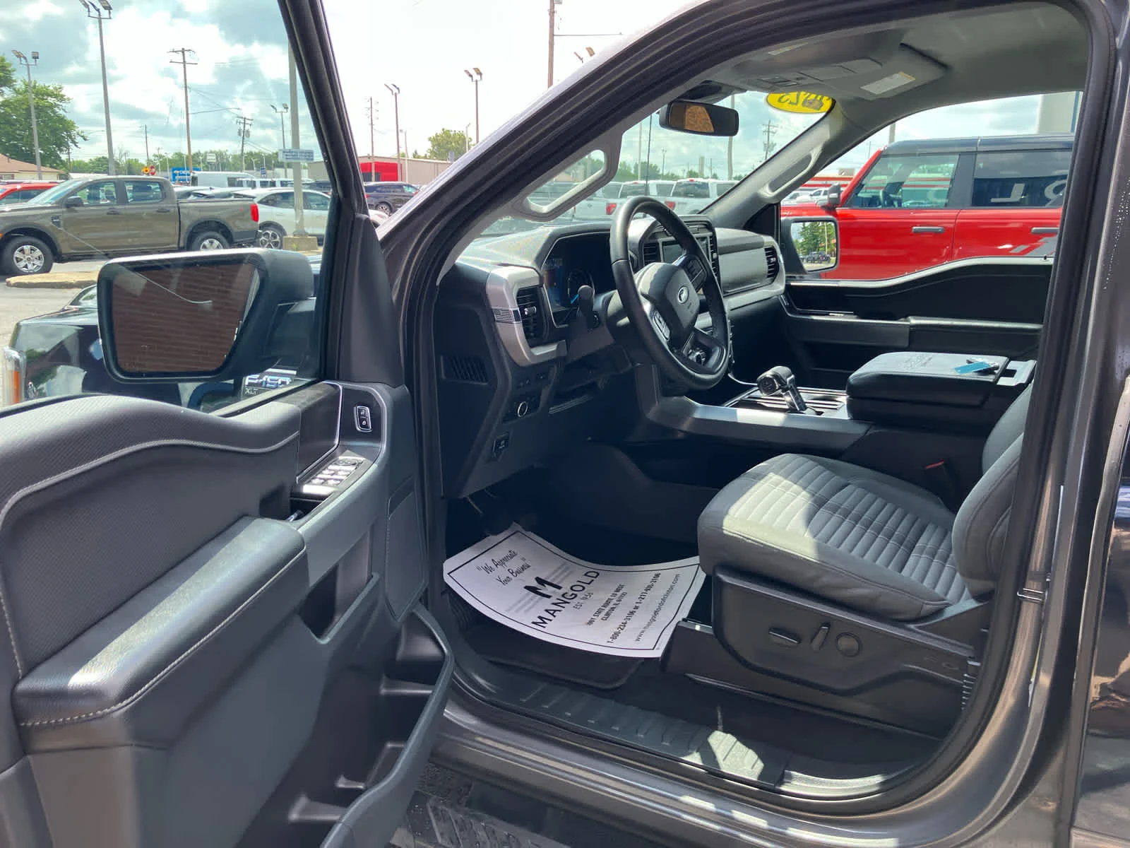 2023 Ford F-150 XLT - Photo 7