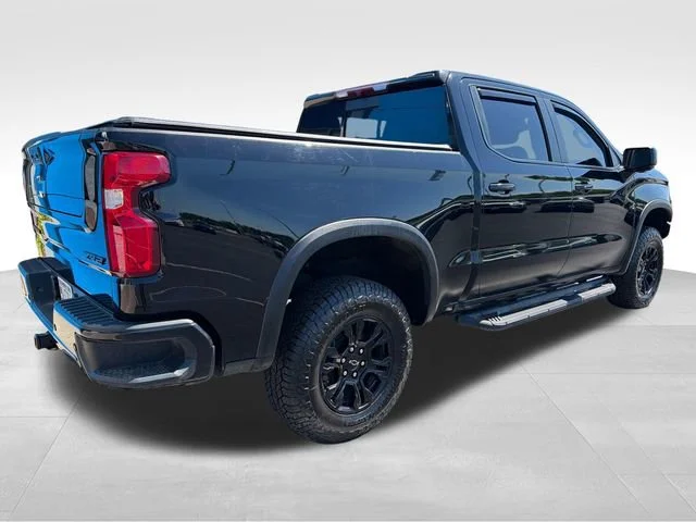 Used 2024 Black Chevrolet ZR2 image 7