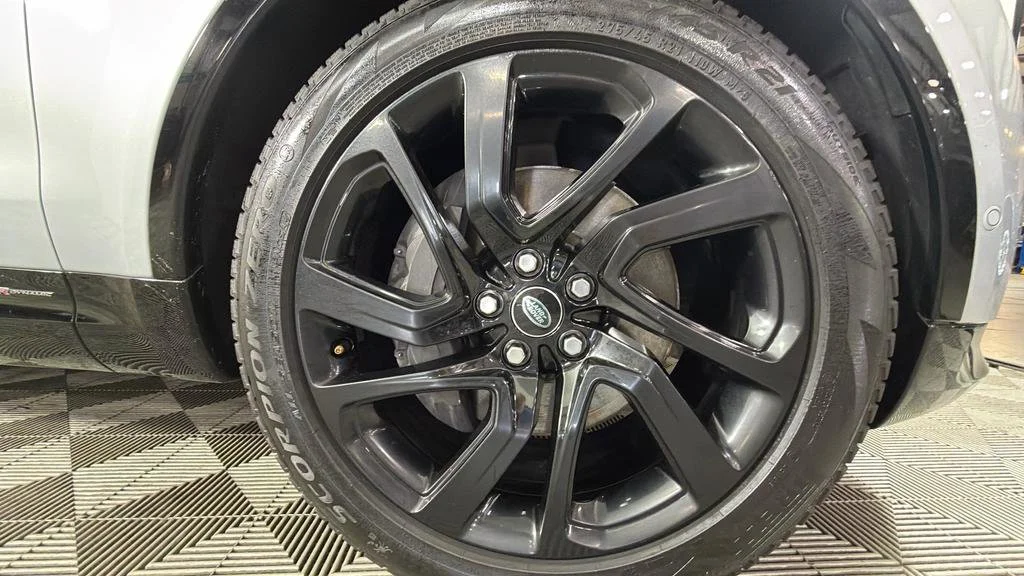 Used 2022  Land Rover S R-Dynamic image 44