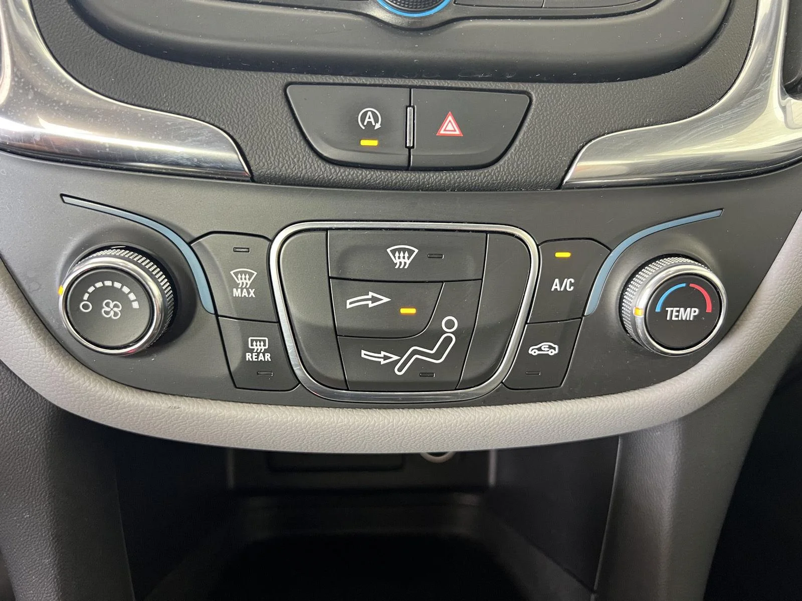 Used 2022 Summit White Chevrolet LS image 15