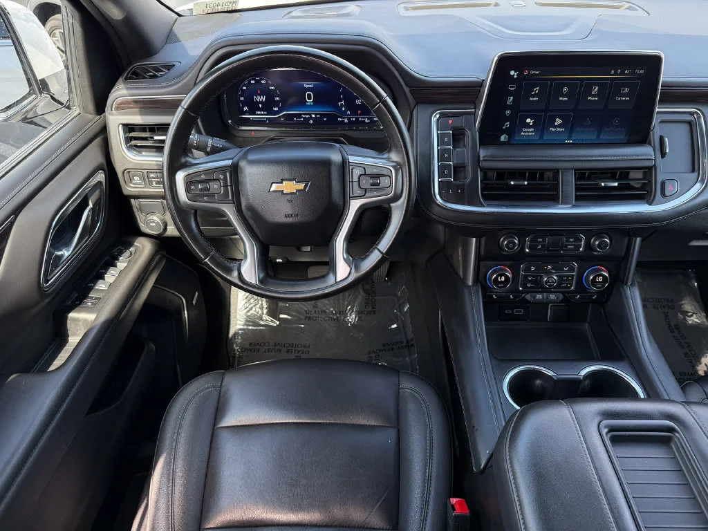 Used 2024 Summit White Chevrolet LT image 21