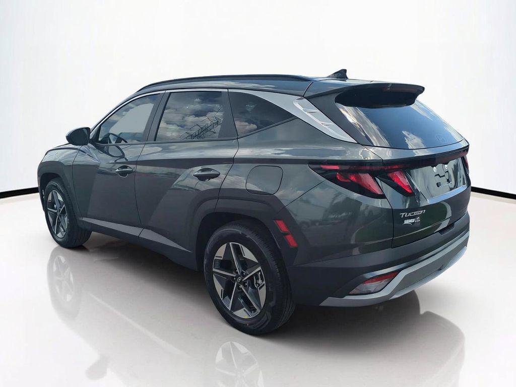 New 2026 Gray Hyundai SEL FWD image 7