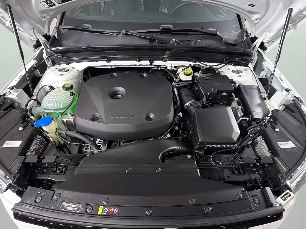 2021 Volvo XC40 R-Design - Photo 35
