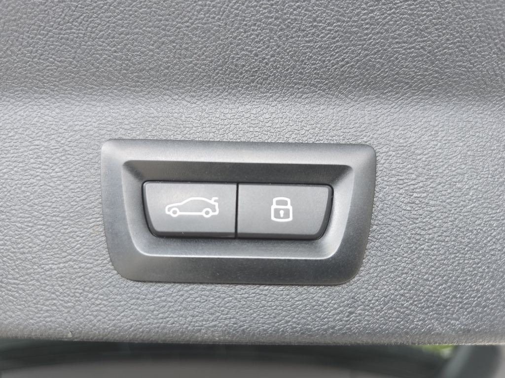 Certified Used 2023 Skyscraper Grey Metallic BMW sDrive30i image 15