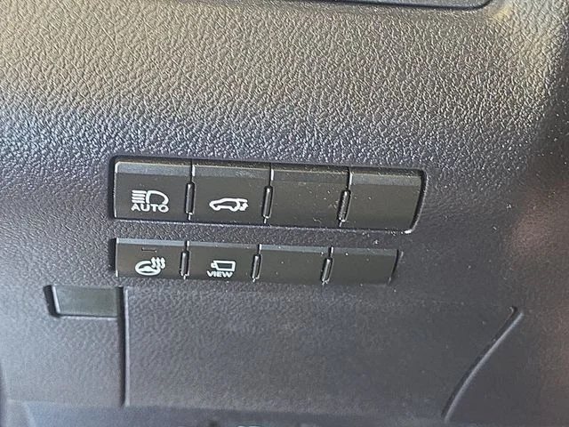 Used 2022 Silver Lexus 350 image 29