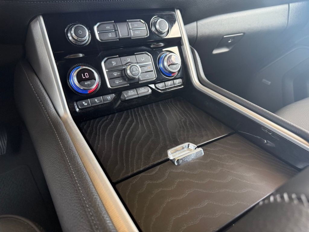 Used 2022 Black GMC Denali image 18