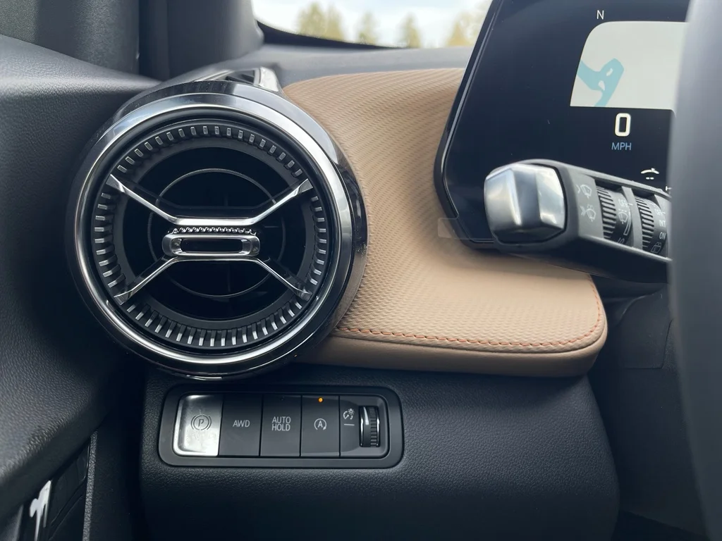 2026 Chevrolet Equinox ACTIV - Photo 14