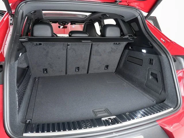 Certified Used 2025  Porsche S image 29