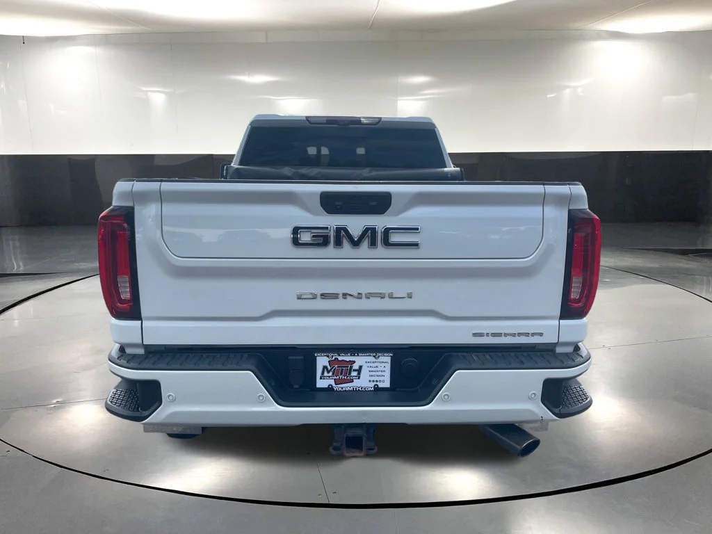 Used 2020 White GMC Denali image 5