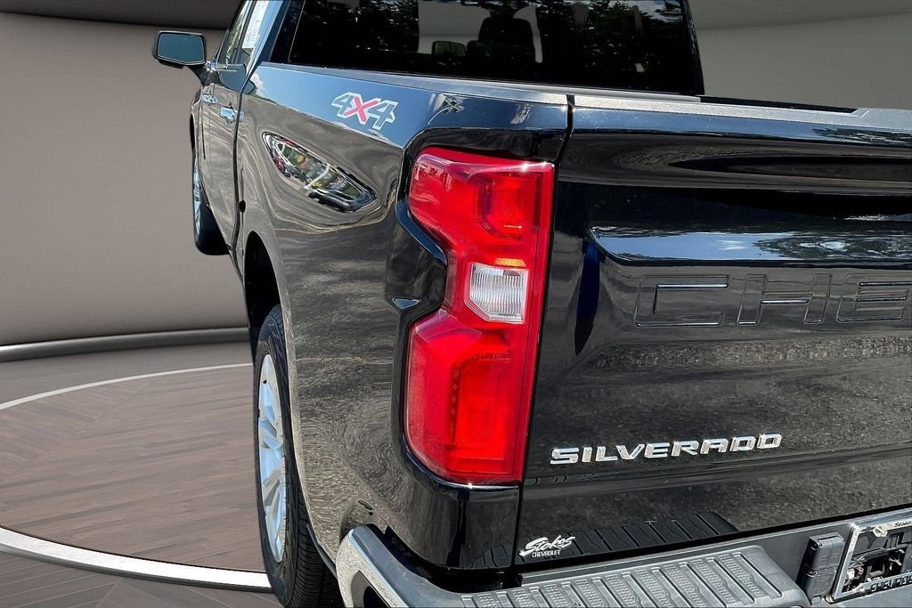 Used 2023 Black Chevrolet LTZ image 28