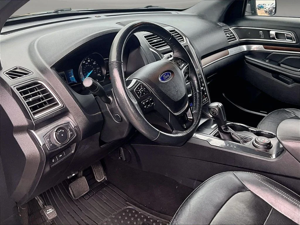 Certified Used 2019 Black Ford Limited image 20