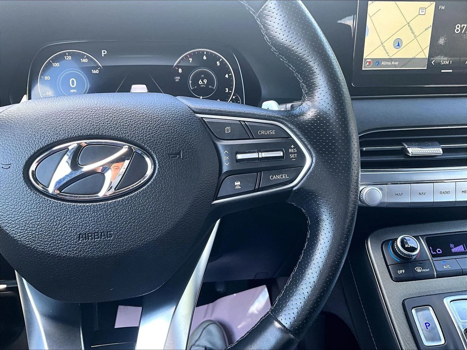 Used 2020 White Hyundai Limited image 19