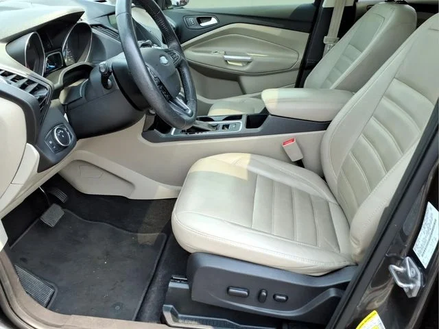 Used 2018 Gray Ford Titanium image 15