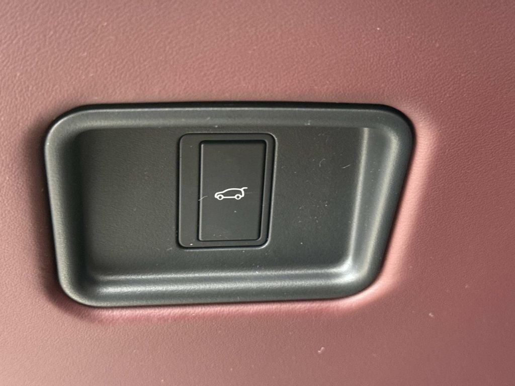 2026 Land Rover Range Rover SE - Photo 22