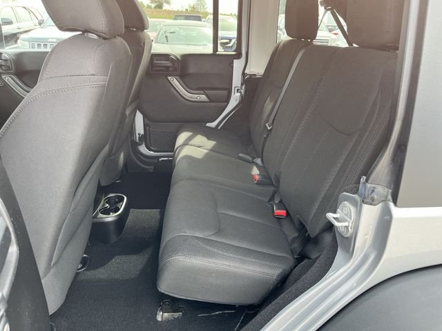 Used 2015 Silver Jeep Unlimited Sport image 24
