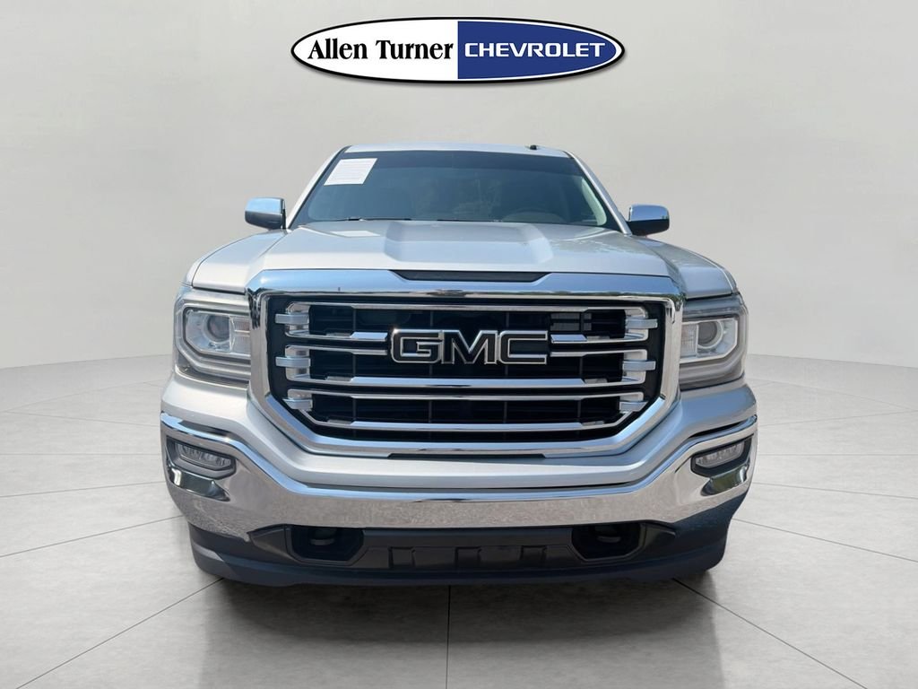 Used 2018 Silver GMC SLT image 2
