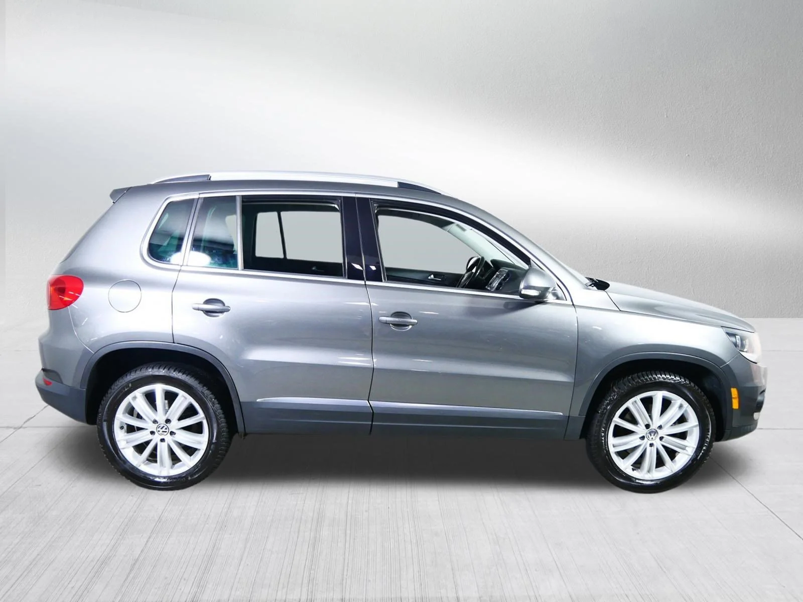 Used 2012 Pepper Gray Metallic Volkswagen S w/Sunroof image 8
